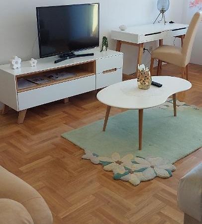 Apartment Meli วาราชดีน ภายนอก รูปภาพ