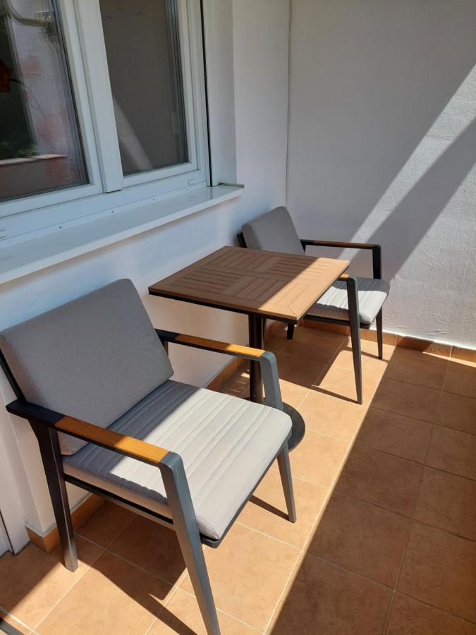 Apartment Meli วาราชดีน ภายนอก รูปภาพ