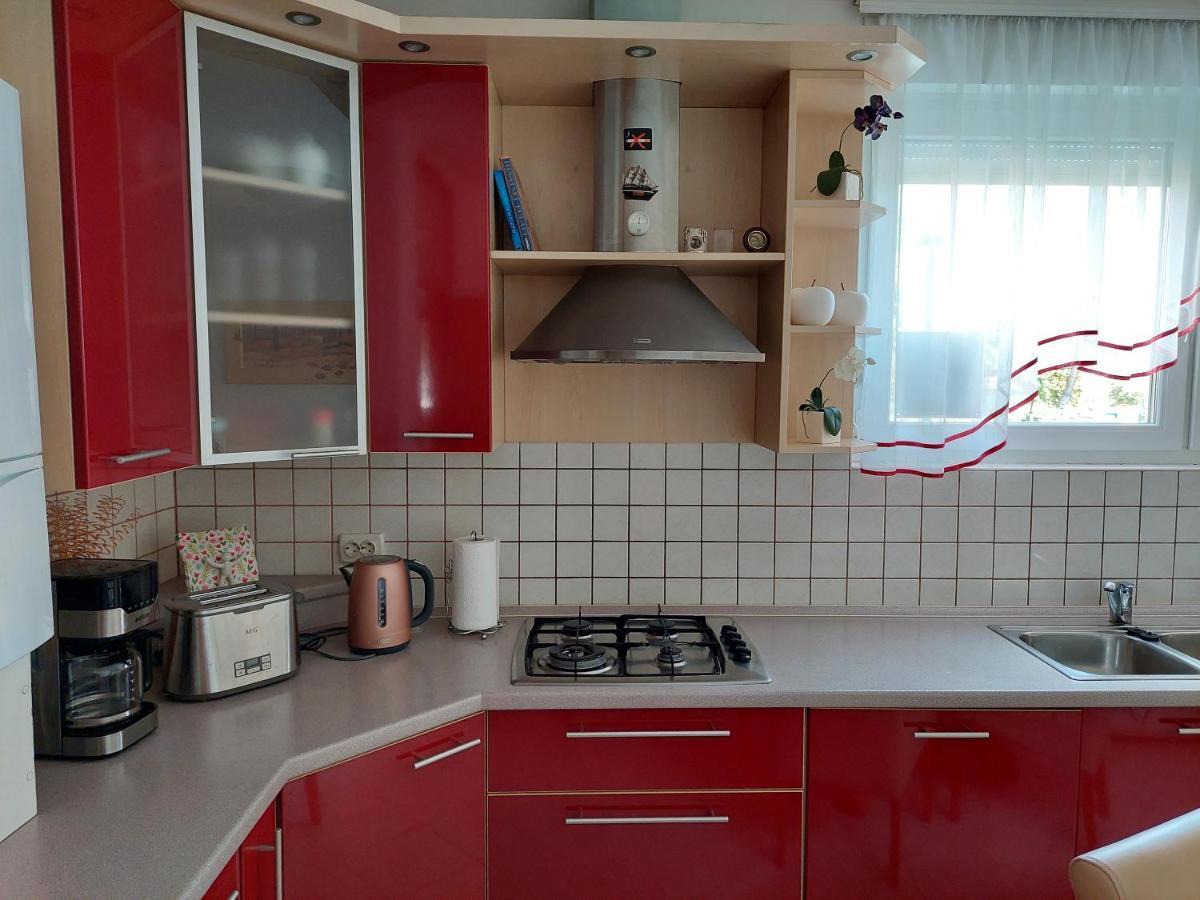 Apartment Meli วาราชดีน ภายนอก รูปภาพ