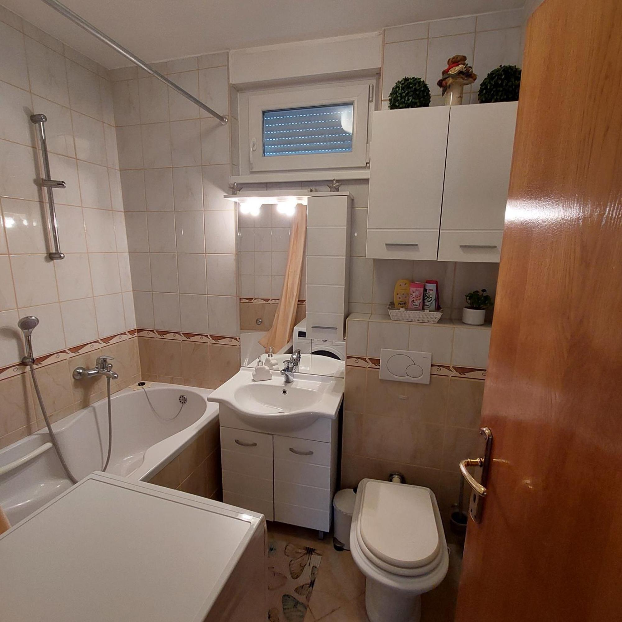 Apartment Meli วาราชดีน ภายนอก รูปภาพ