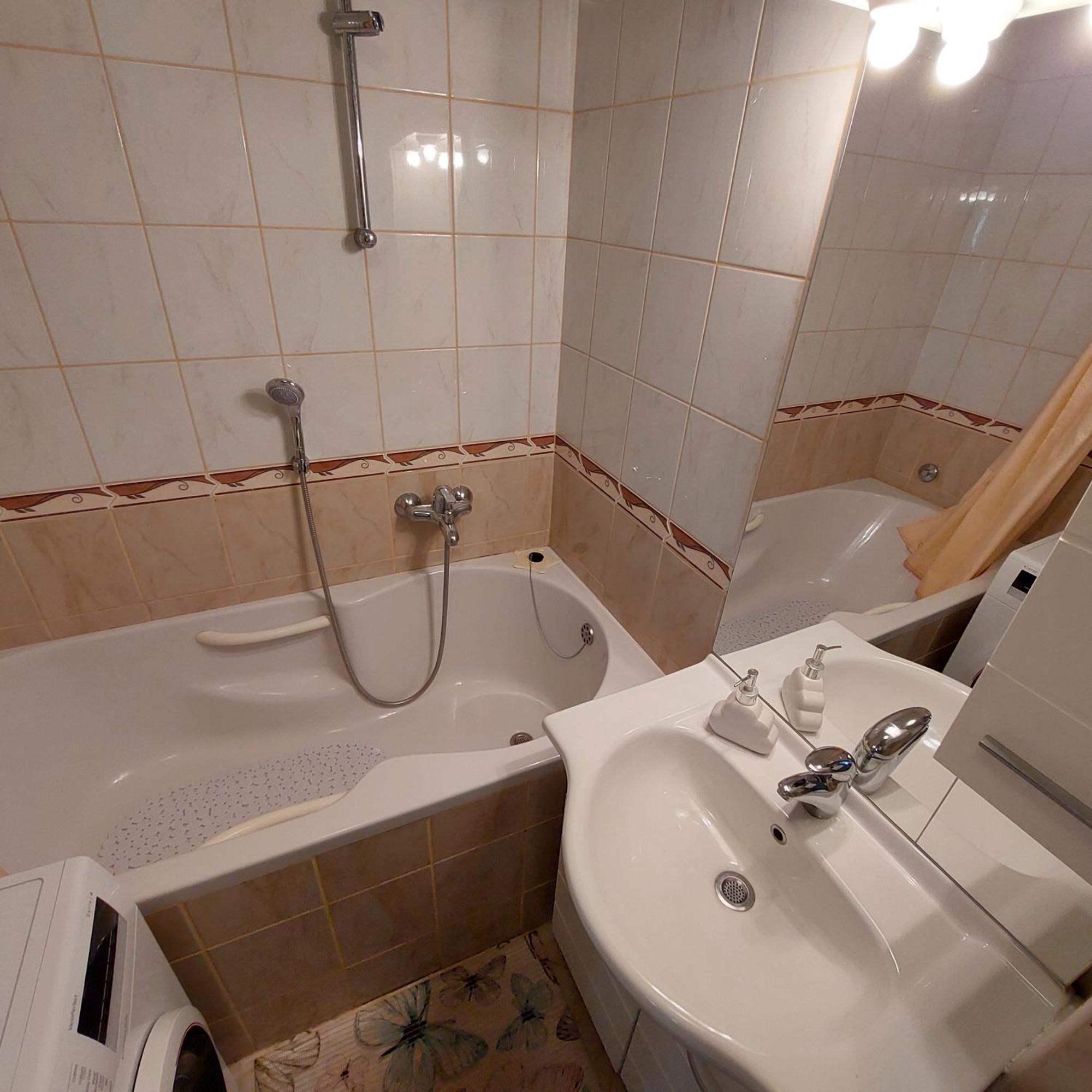 Apartment Meli วาราชดีน ภายนอก รูปภาพ
