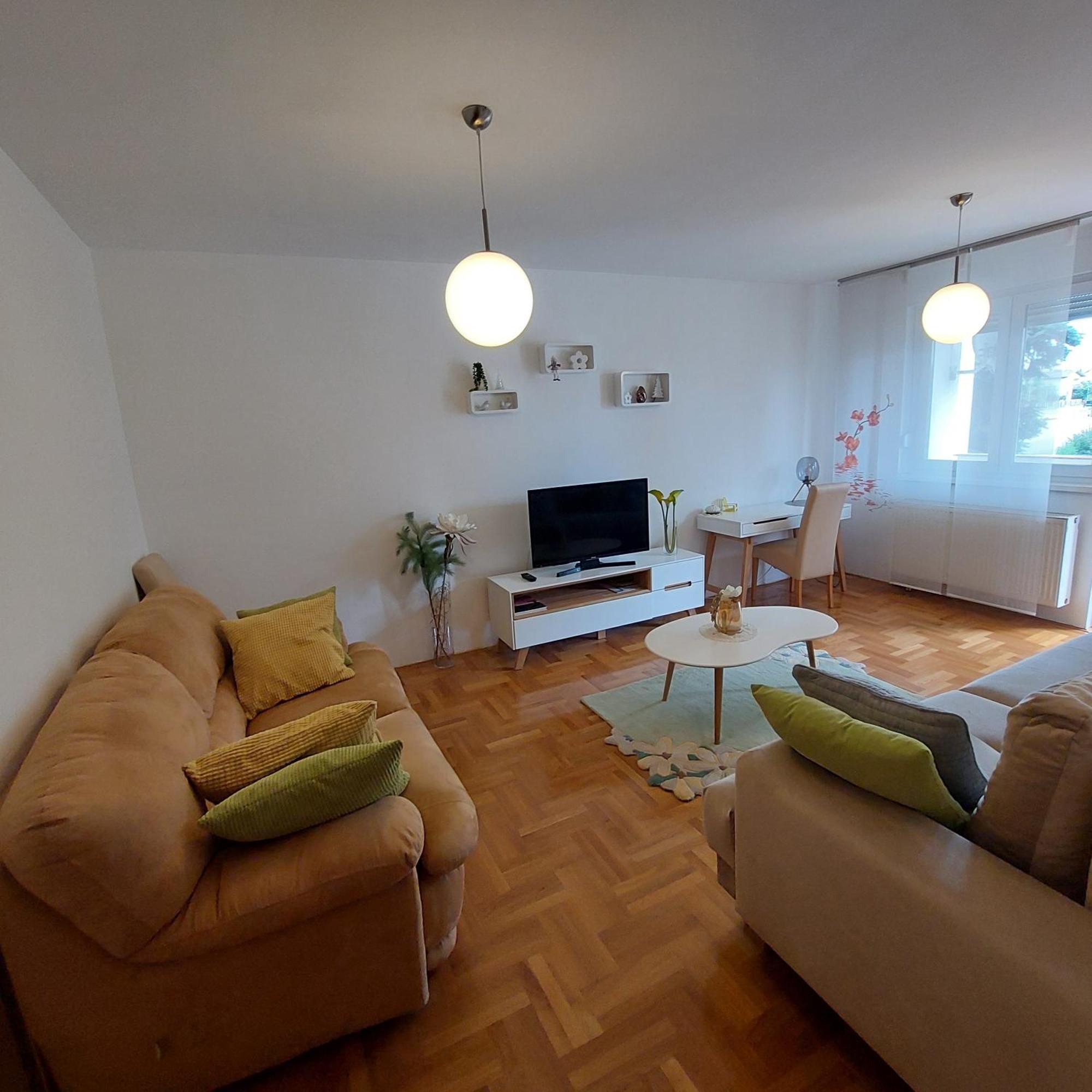 Apartment Meli วาราชดีน ภายนอก รูปภาพ