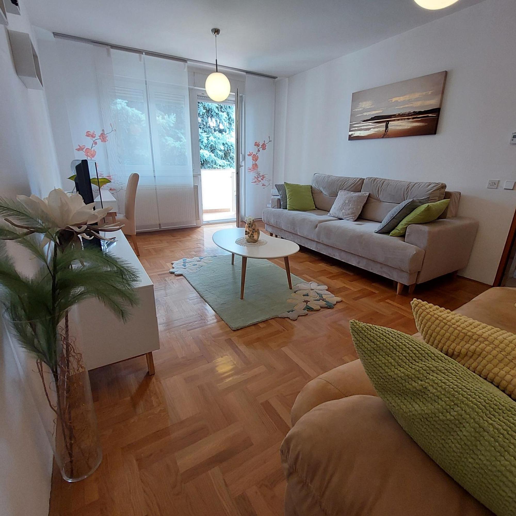 Apartment Meli วาราชดีน ภายนอก รูปภาพ